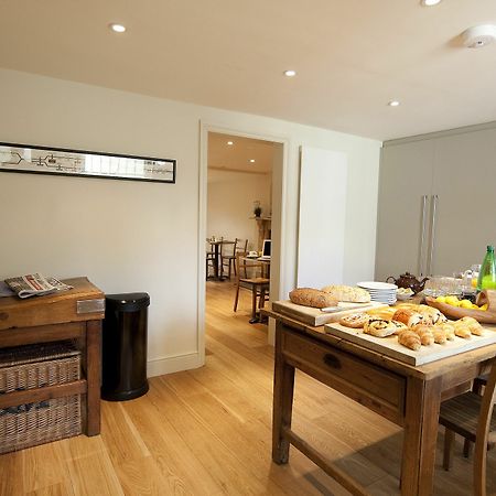 Kennington B & B ลอนดอน ภายนอก รูปภาพ