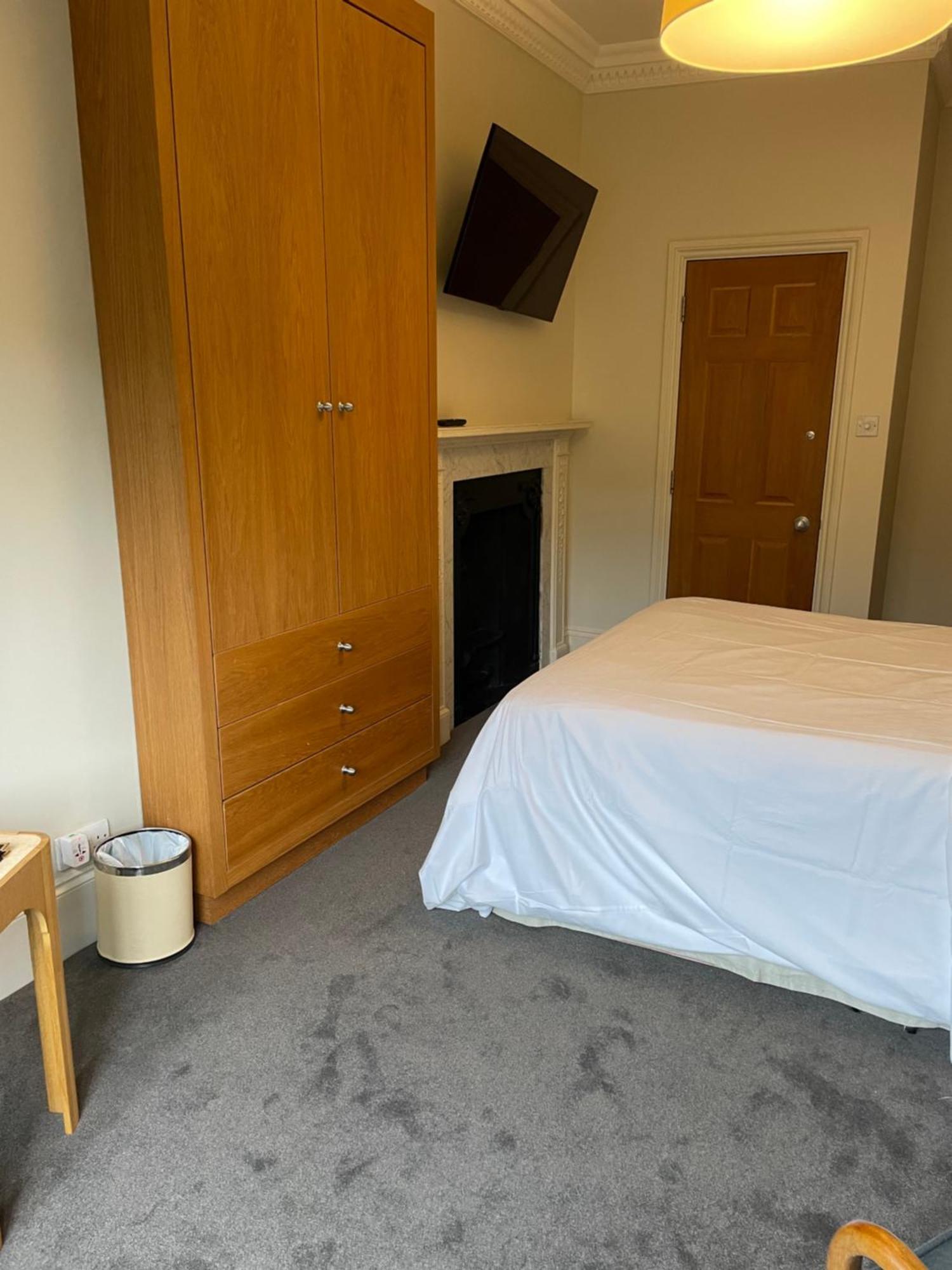 Kennington B & B ลอนดอน ภายนอก รูปภาพ