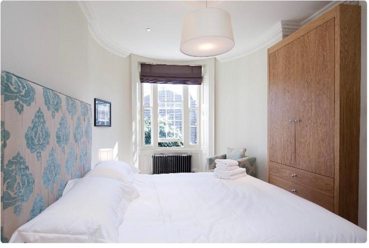 Kennington B & B ลอนดอน ภายนอก รูปภาพ